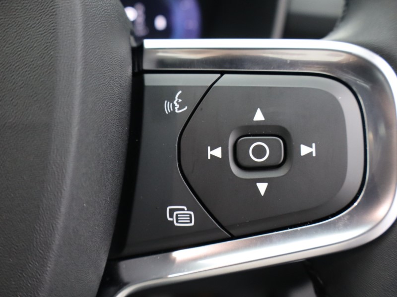 2025 (25) VOLVO XC40 2.0 B3P Core 5dr Auto 5745008
