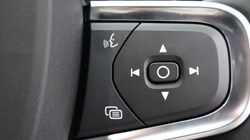 2025 (25) VOLVO XC40 2.0 B3P Core 5dr Auto 5745008