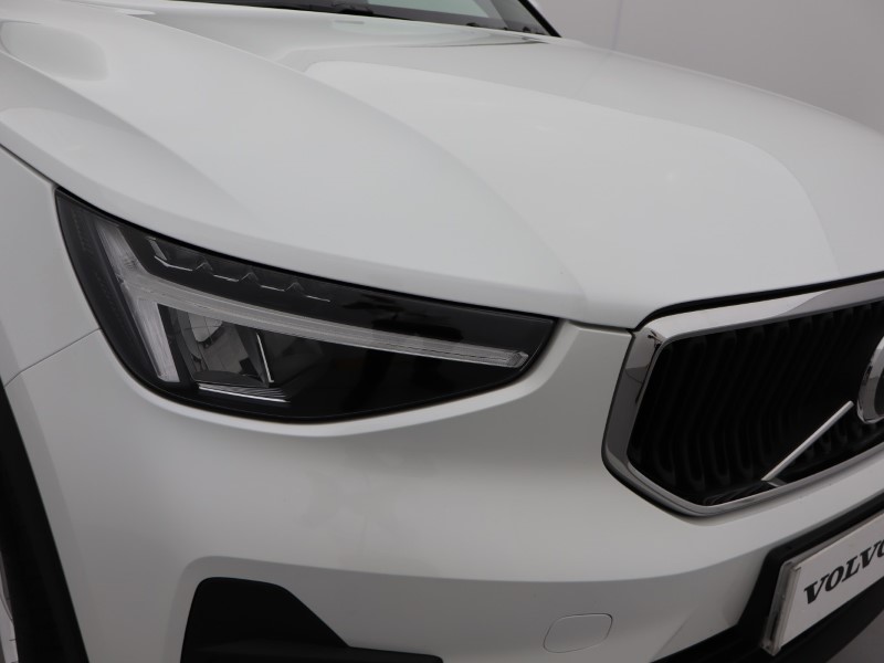 2025 (25) VOLVO XC40 2.0 B3P Core 5dr Auto 5745021