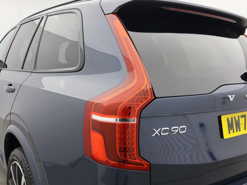 2024 (74) VOLVO XC90 2.0 B5P Plus Edition Dark 5dr AWD Geartronic 5760256