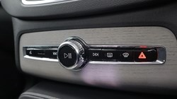2024 (74) VOLVO XC90 2.0 B5P Plus Edition Dark 5dr AWD Geartronic 5760301