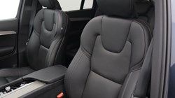 2024 (74) VOLVO XC90 2.0 B5P Plus Edition Dark 5dr AWD Geartronic 5760277