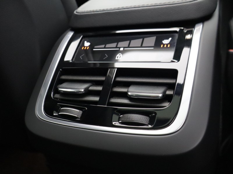 2024 (74) VOLVO XC90 2.0 B5P Plus Edition Dark 5dr AWD Geartronic 5760288