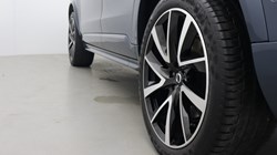 2024 (74) VOLVO XC90 2.0 B5P Plus Edition Dark 5dr AWD Geartronic 5760261