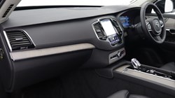 2024 (74) VOLVO XC90 2.0 B5P Plus Edition Dark 5dr AWD Geartronic 5760278