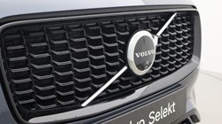 2024 (74) VOLVO XC90 2.0 B5P Plus Edition Dark 5dr AWD Geartronic 5760250