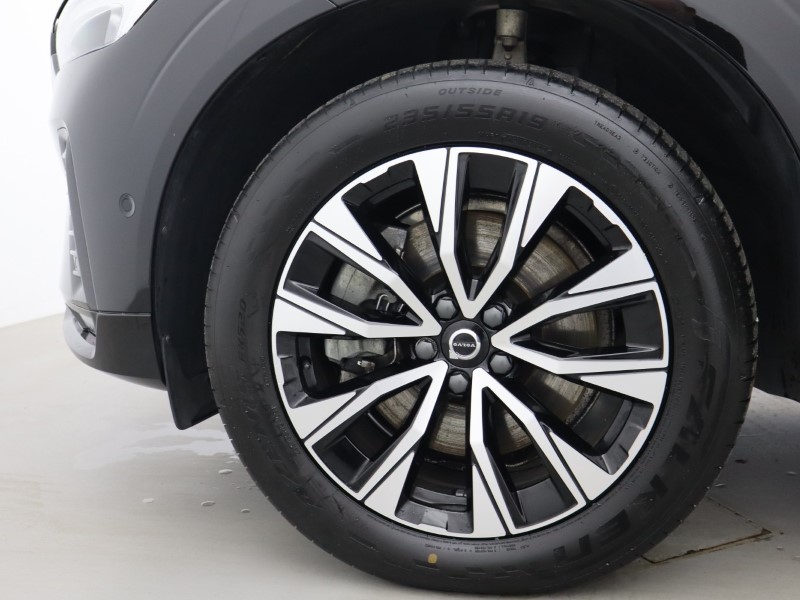 2024 (24) VOLVO XC60 2.0 B5P Plus Dark 5dr AWD Geartronic *VAT QUALIFYING* 5825043