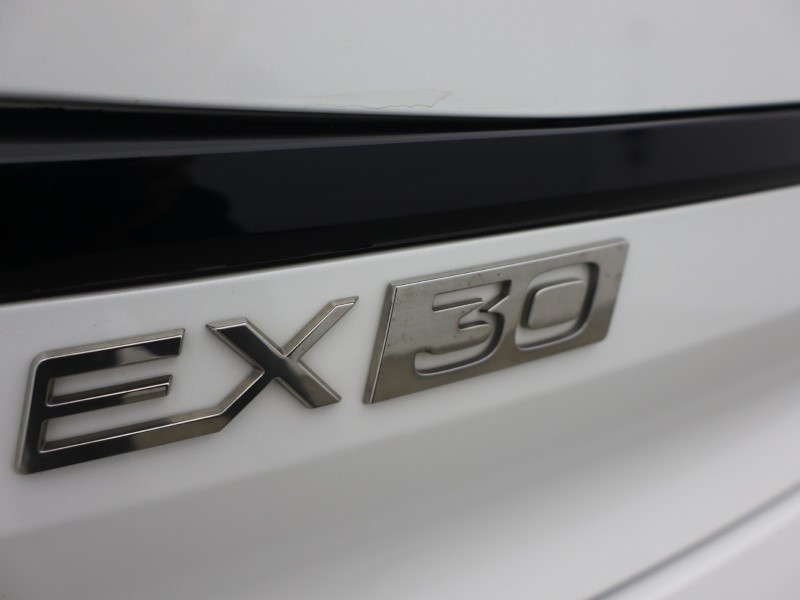 2024 (74) VOLVO EX30 315kW Twin Motor Performance Plus 69kWh 5dr Auto 5852488