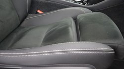 2024 (24) VOLVO XC40 2.0 B4P Plus Dark 5dr Auto 5844593