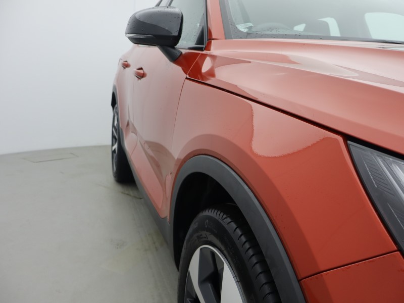 2024 (24) VOLVO XC40 2.0 B4P Plus Dark 5dr Auto 5844575