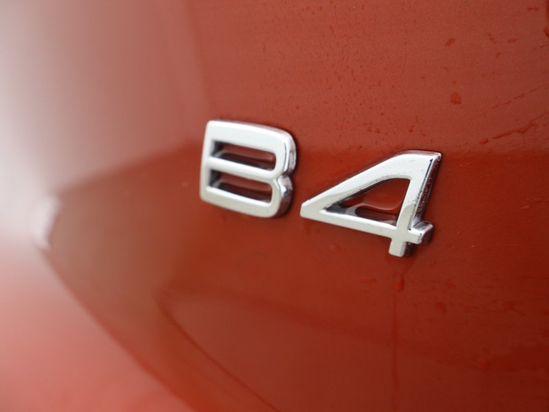 2024 (24) VOLVO XC40 2.0 B4P Plus Dark 5dr Auto 5844578