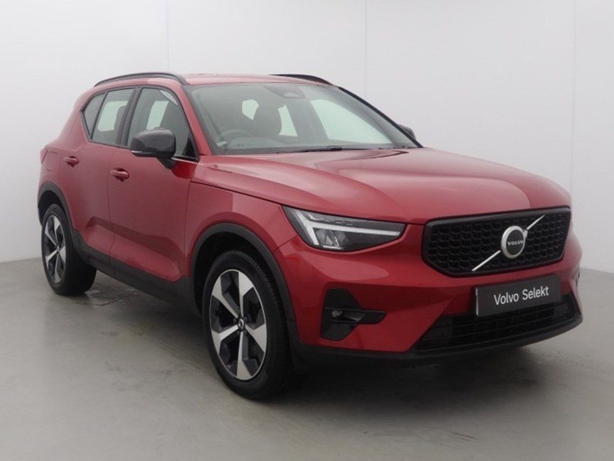 2024 (24) VOLVO XC40 2.0 B4P Plus Dark 5dr Auto