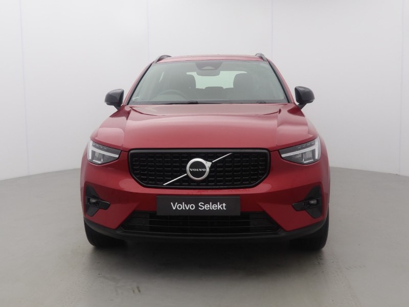 2024 (24) VOLVO XC40 2.0 B4P Plus Dark 5dr Auto 5844563