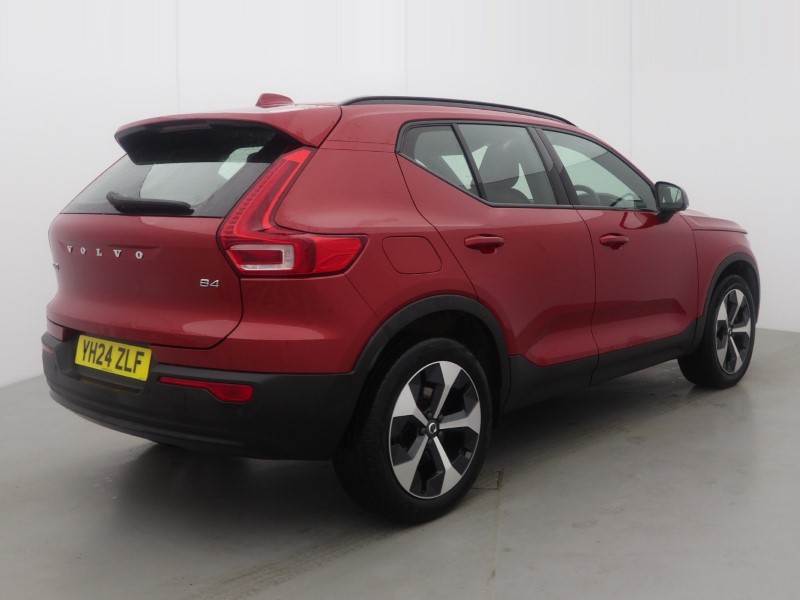 2024 (24) VOLVO XC40 2.0 B4P Plus Dark 5dr Auto 5844569