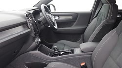 2024 (24) VOLVO XC40 2.0 B4P Ultimate Dark 5dr Auto 5778780