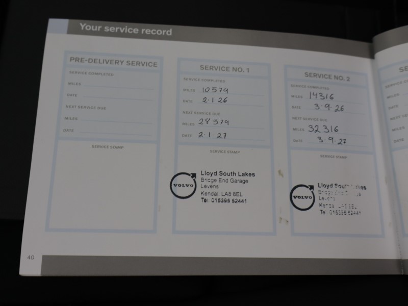 2024 (24) VOLVO XC40 2.0 B4P Ultimate Dark 5dr Auto 5778819