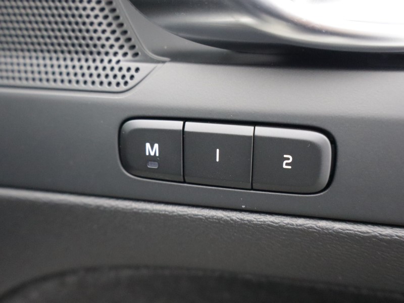 2026 (76) VOLVO XC40 2.0 B3P Plus Dark 5dr Auto 5775007