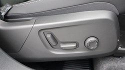 2026 (76) VOLVO XC40 2.0 B3P Plus Dark 5dr Auto 5775010