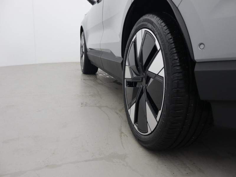 2026 (76) VOLVO EX30 315kW P8 Ultra 69kWh 5dr AWD Auto 5773365