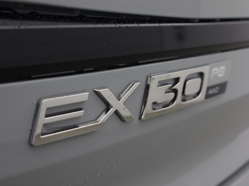 2026 (76) VOLVO EX30 315kW P8 Ultra 69kWh 5dr AWD Auto 5773359