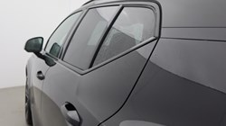 2026 (26) VOLVO XC40 2.0 B4P Ultra Dark 5dr Auto 5807035