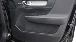 2026 (26) VOLVO XC40 2.0 B4P Ultra Dark 5dr Auto 5807040