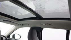 2026 (26) VOLVO XC40 2.0 B4P Ultra Dark 5dr Auto 5807053