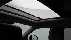 2026 (26) VOLVO XC40 2.0 B4P Ultra Dark 5dr Auto 5807064
