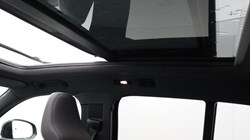 2026 (26) VOLVO XC40 2.0 B4P Ultra Dark 5dr Auto 5799734