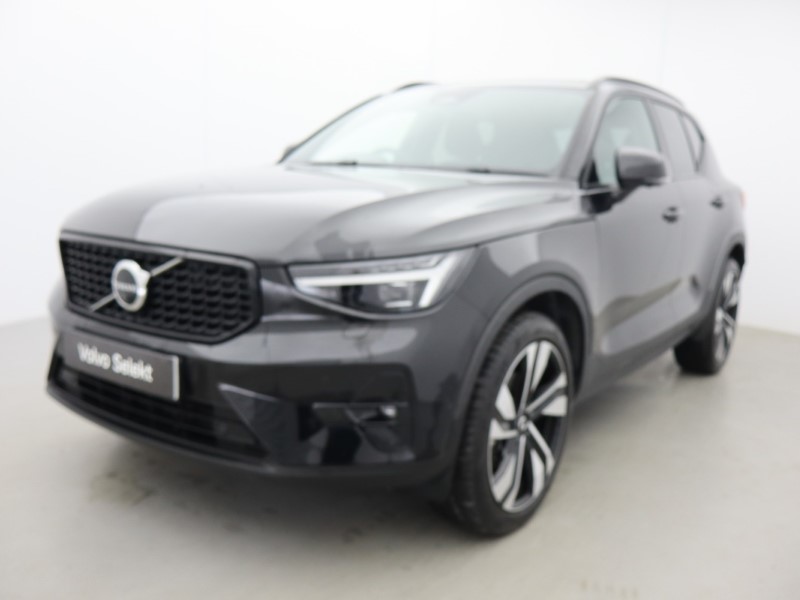 2026 (26) VOLVO XC40 2.0 B4P Ultra Dark 5dr Auto 5799717