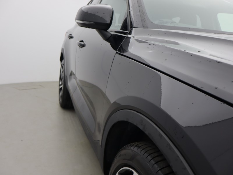 2026 (26) VOLVO XC40 2.0 B4P Ultra Dark 5dr Auto 5799722