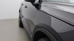 2026 (26) VOLVO XC40 2.0 B4P Ultra Dark 5dr Auto 5799722