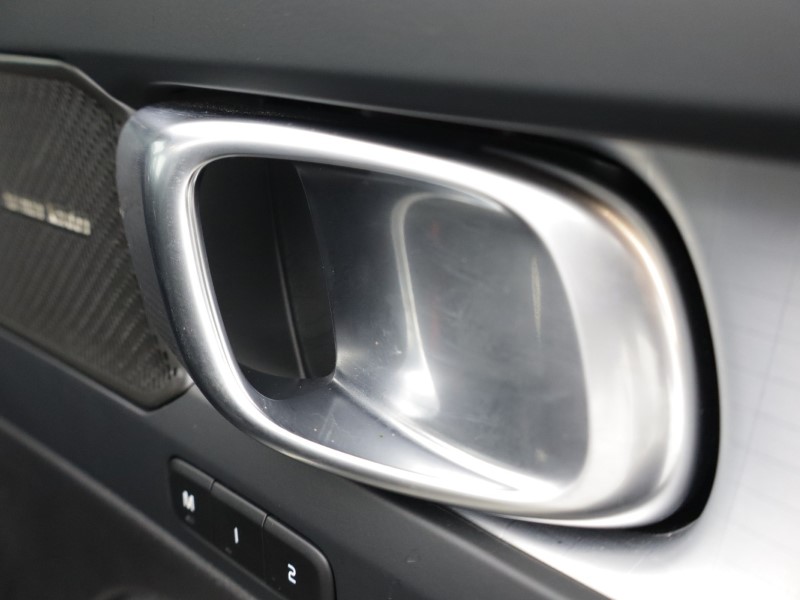 2026 (26) VOLVO XC40 2.0 B4P Ultra Dark 5dr Auto 5799739