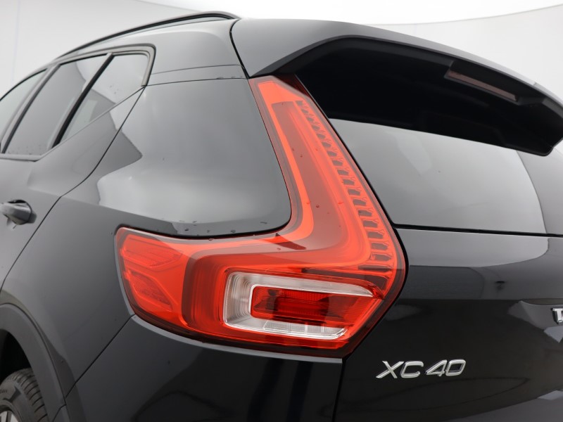 2026 (26) VOLVO XC40 2.0 B4P Ultra Dark 5dr Auto 5799723