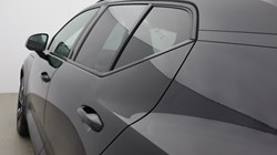 2026 (26) VOLVO XC40 2.0 B4P Ultra Dark 5dr Auto 5799729