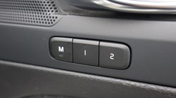 2024 (24) VOLVO XC40 2.0 B3P Plus Dark 5dr Auto 5859458