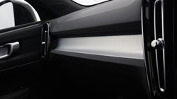 2024 (24) VOLVO XC40 2.0 B3P Plus Dark 5dr Auto 5859485