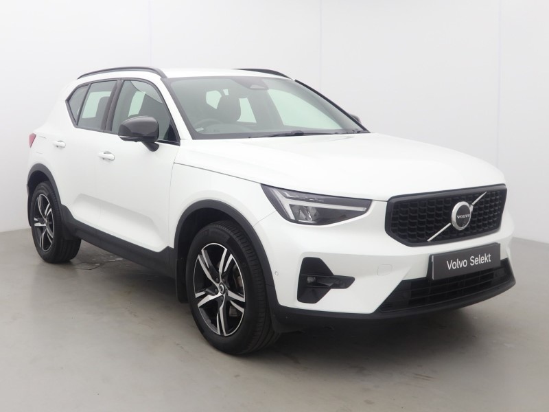2024 (24) VOLVO XC40 2.0 B3P Plus Dark 5dr Auto