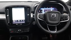 2024 (24) VOLVO XC40 2.0 B3P Plus Dark 5dr Auto 5859471