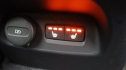 2024 (24) VOLVO XC40 2.0 B3P Plus Dark 5dr Auto 5859470