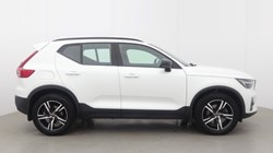 2024 (24) VOLVO XC40 2.0 B3P Plus Dark 5dr Auto 5859434