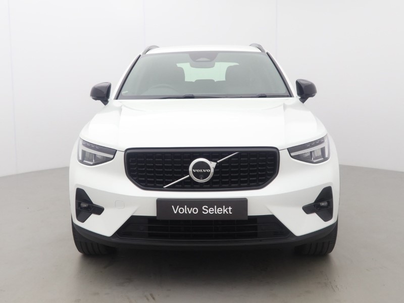 2024 (24) VOLVO XC40 2.0 B3P Plus Dark 5dr Auto 5859430