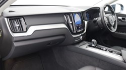 2023 (73) VOLVO XC60 2.0 B5P Core 5dr AWD Geartronic 5826722