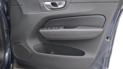 2023 (73) VOLVO XC60 2.0 B5P Core 5dr AWD Geartronic 5826712