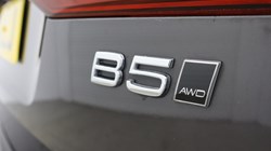 2024 (24) VOLVO XC60 2.0 B5P Ultimate Dark 5dr AWD Geartronic 5900581