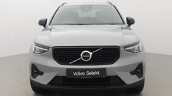 2025 (75) VOLVO XC40 2.0 B3P Plus Dark 5dr Auto 5886086