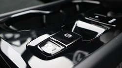 2025 (75) VOLVO XC40 2.0 B3P Plus Dark 5dr Auto 5886142