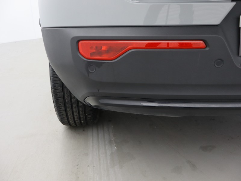 2025 (75) VOLVO XC40 2.0 B3P Plus Dark 5dr Auto 5886104