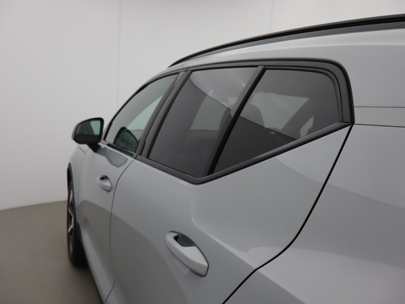 2025 (75) VOLVO XC40 2.0 B3P Plus Dark 5dr Auto 5886105