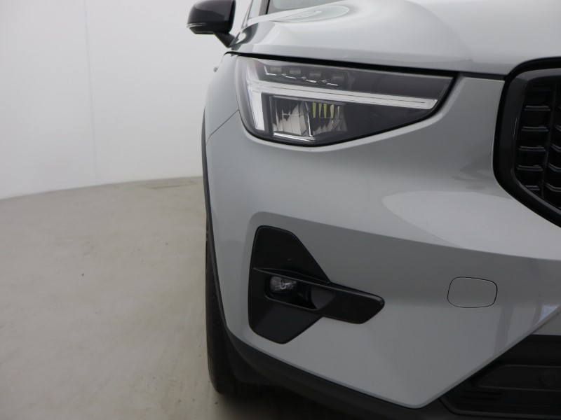 2025 (75) VOLVO XC40 2.0 B3P Plus Dark 5dr Auto 5886097